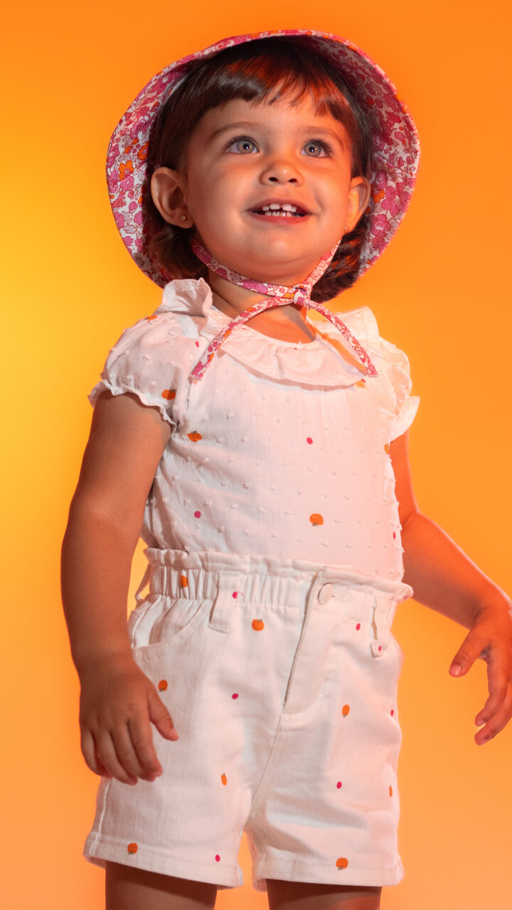 SHORT CREMA CON NARANJAS PARA BEBÉ NIÑA - Imagen 6