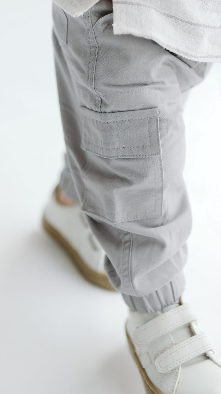 PANTALÓN CARGO BEIGE - Imagen 4