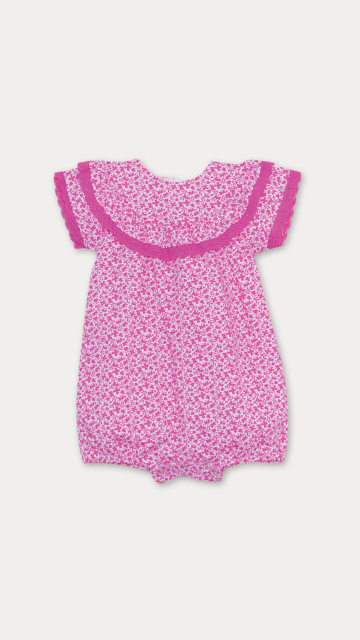 JUMPER DE FLORES ROSADAS