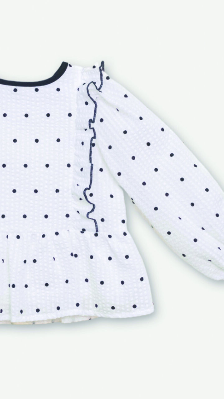 BLUSA PUNTOS NEGROS - Imagen 3