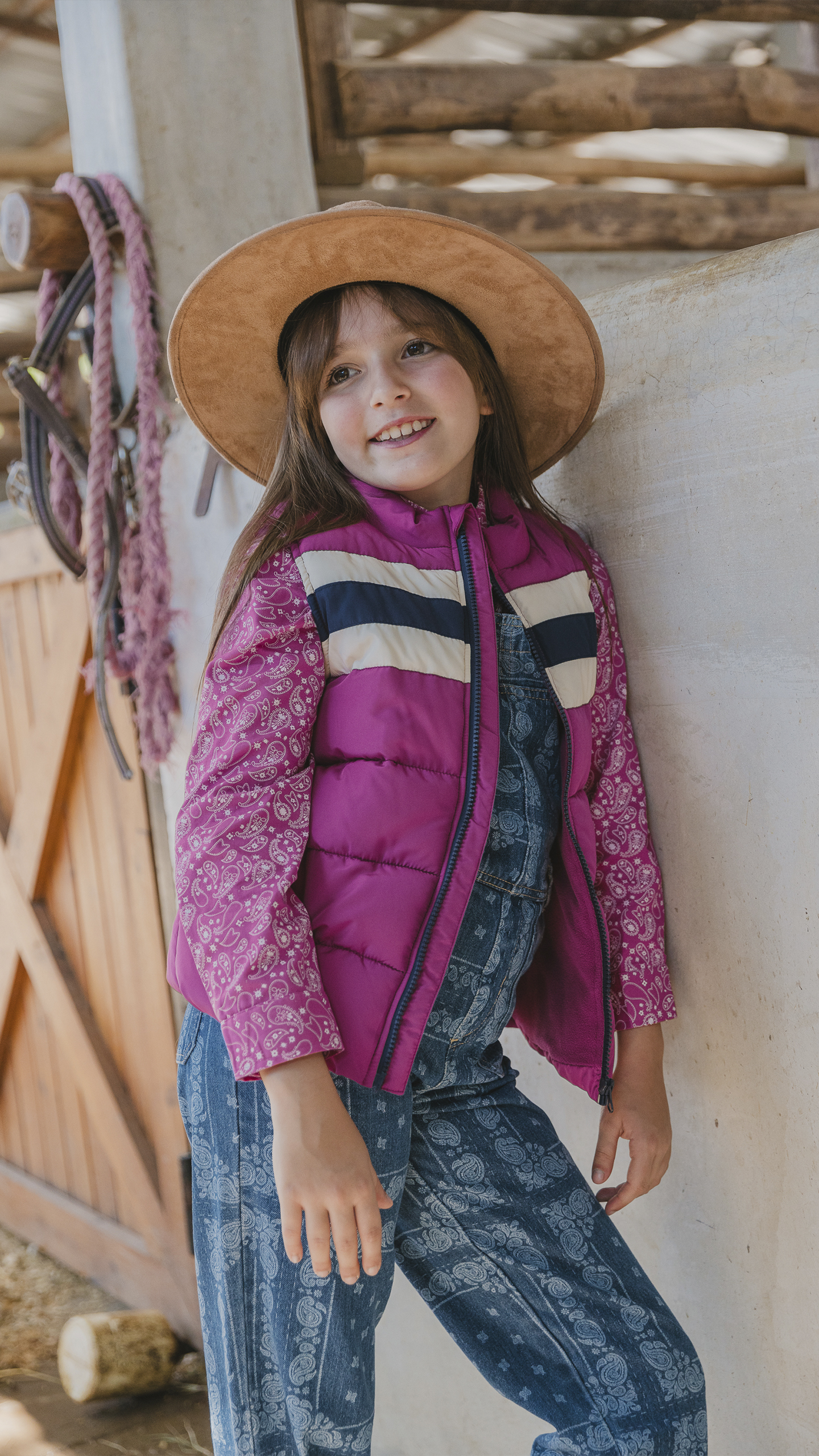 CHALECO ACOLCHADO FUCSIA - Imagen 3