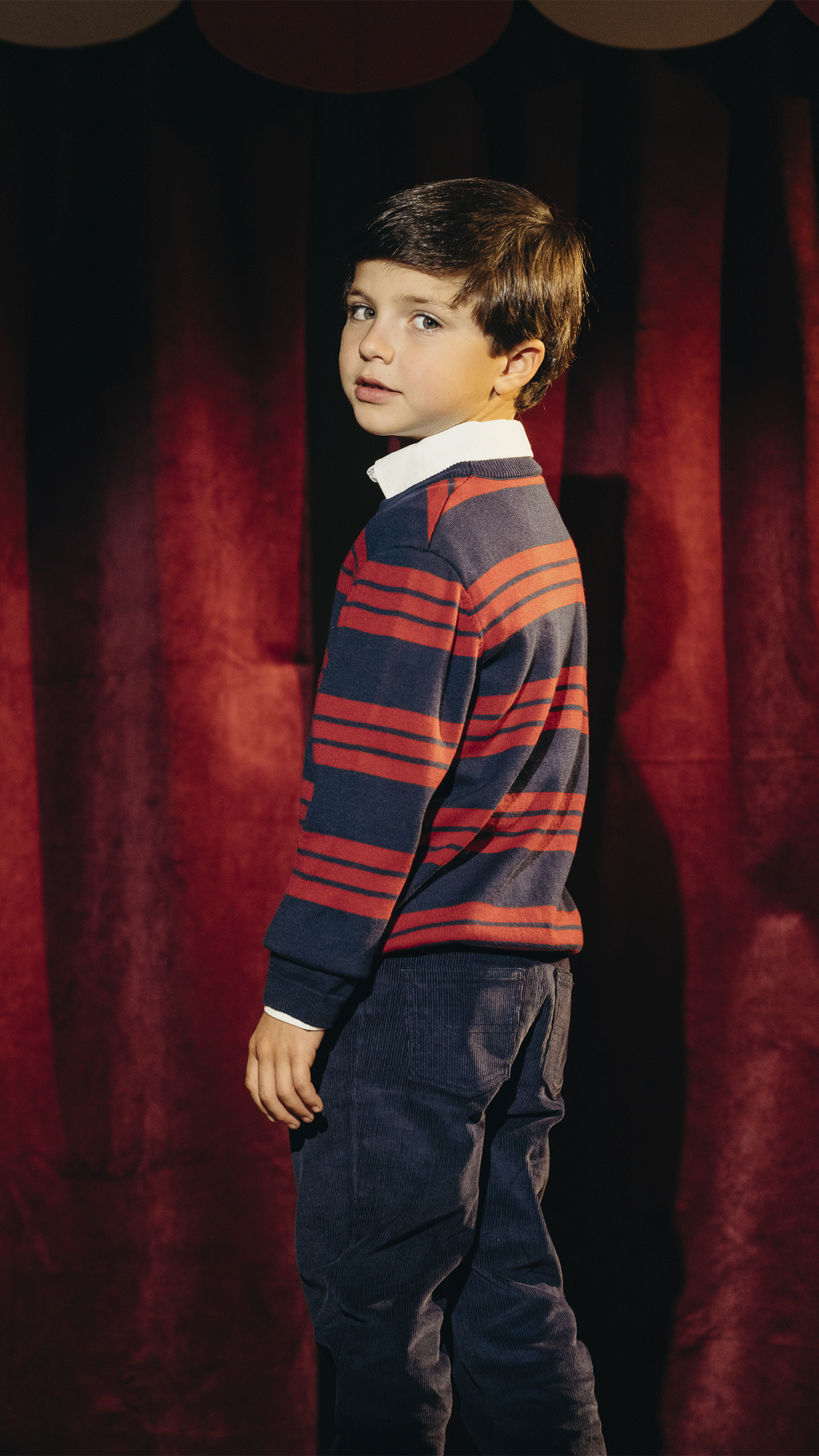 SUÉTER AZUL DE RAYAS ROJAS - Imagen 4