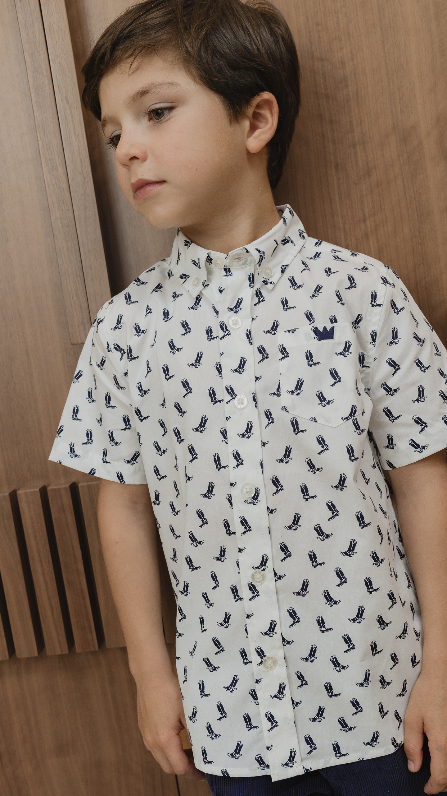 CAMISA CON BOTAS VAQUERAS - Imagen 3